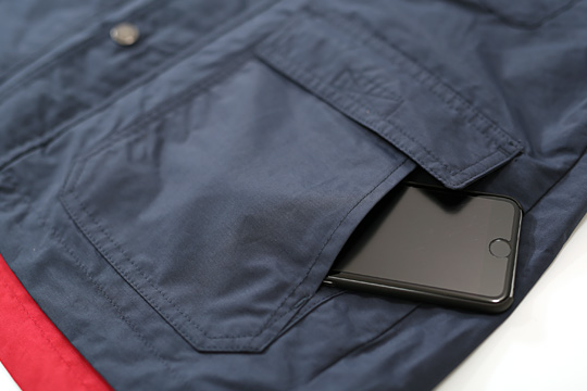 チェックシャツ×後ろかぶり