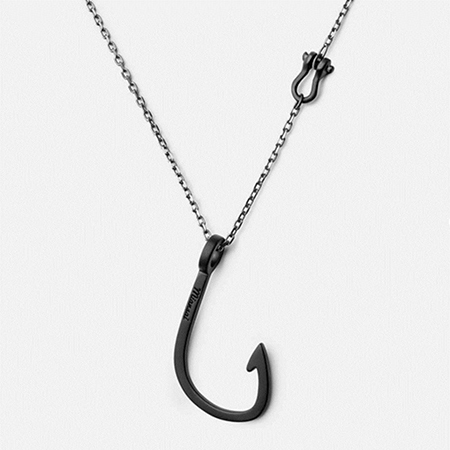 Hooked Necklace Noir