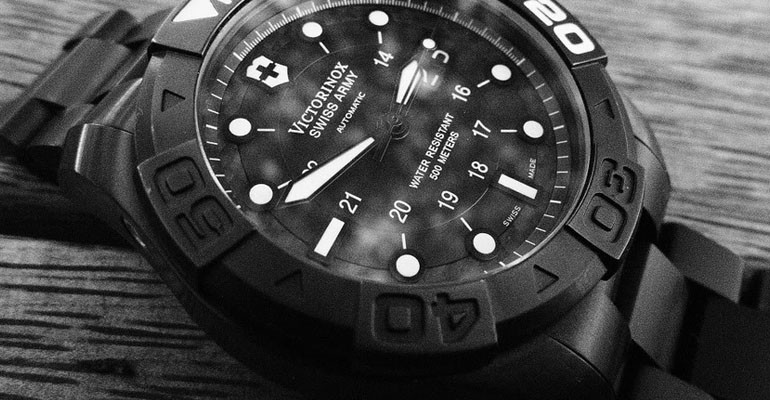 Victorinox　腕時計