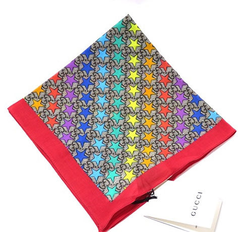 小物は贅沢に ハイブランドの人気ハンカチ23選